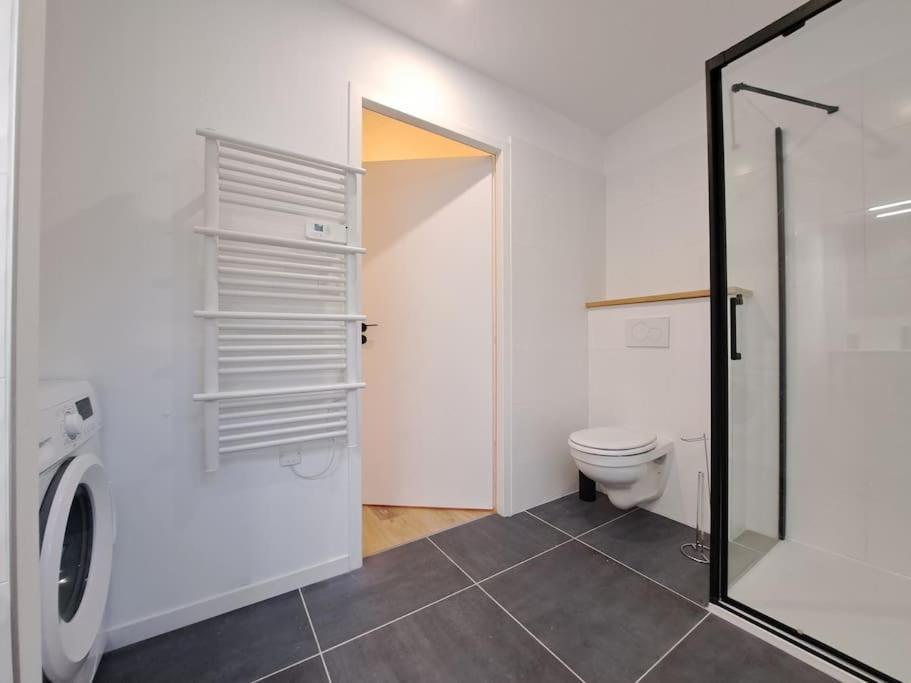 Апартаменты Antibes, Duplex Lumineux Реймс Экстерьер фото