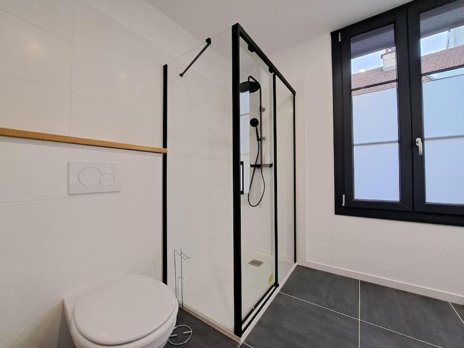 Апартаменты Antibes, Duplex Lumineux Реймс Экстерьер фото